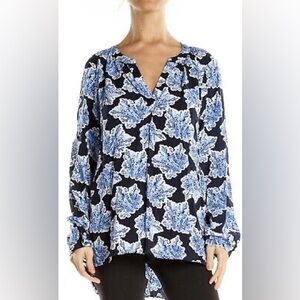 Crown & Ivy Blue Floral Women's Top